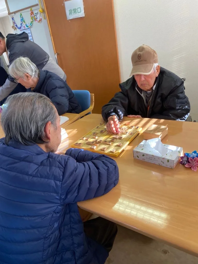 将棋派の利用者さま お誕生日おめでとうございます。 かなやまの里