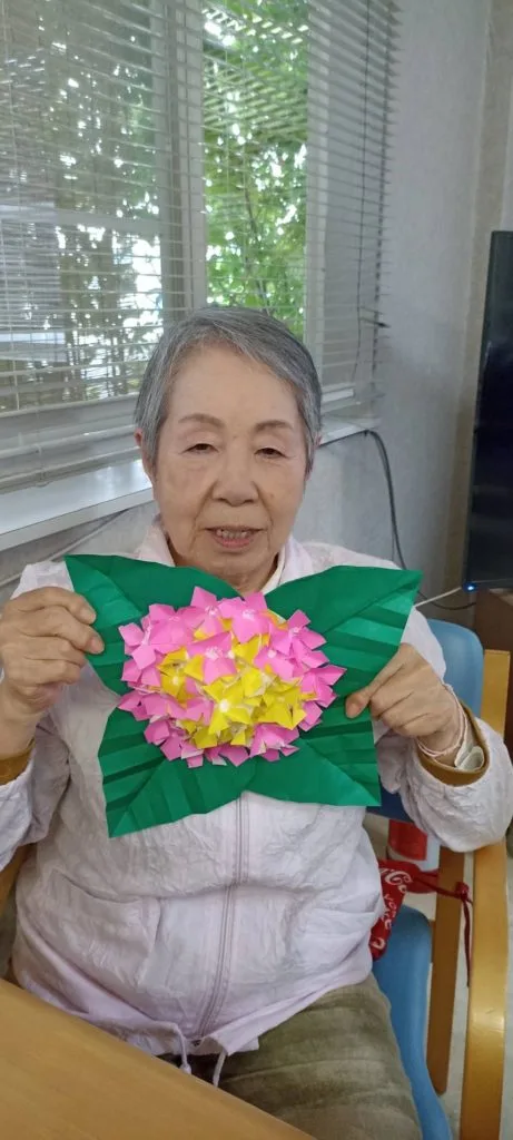 紫陽花の花を作りました かなやまの里デイサービス