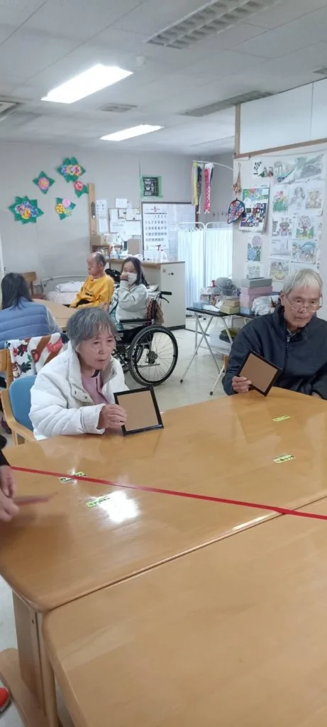 テーブルホッケー
かなやまの里デイサービス