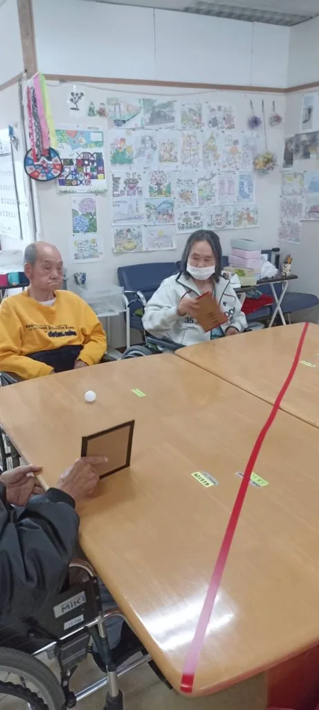 テーブルホッケー
かなやまの里デイサービス