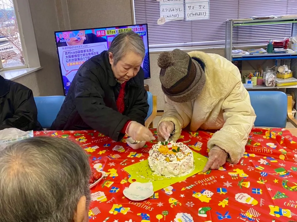 利用者さま手作りのクリスマスケーキ