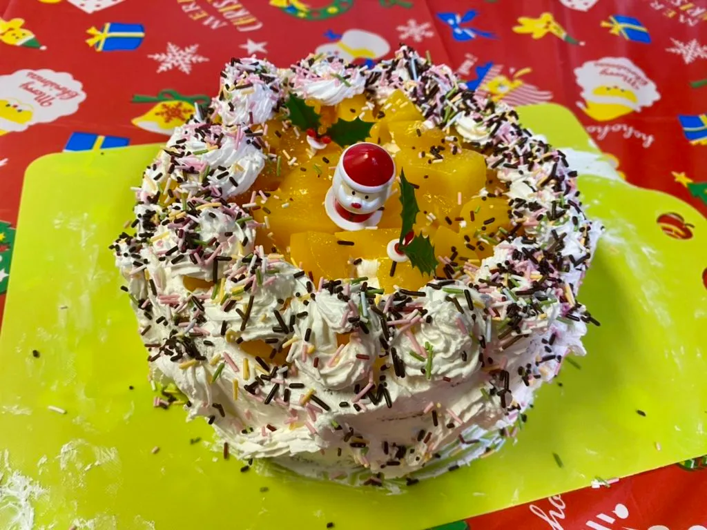 利用者さま手作りのクリスマスケーキ